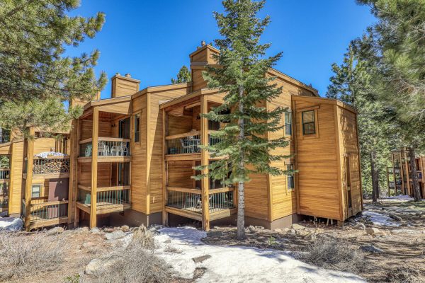 5026 Gold Bend Truckee CA 96161 USA-002-018-Exterior-MLS_Size