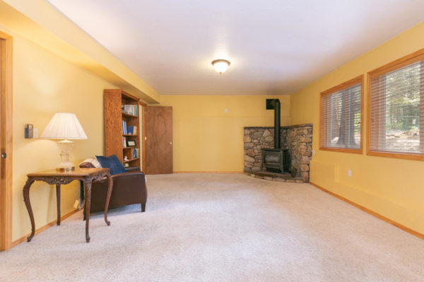 12276 Greenwood Dr Truckee CA-large-026-018-Game Room-1500x1000-72dpi