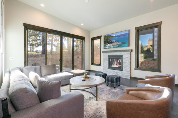 10108 Corrie Ct Truckee CA-large-009-019-Living Room-1500x1000-72dpi