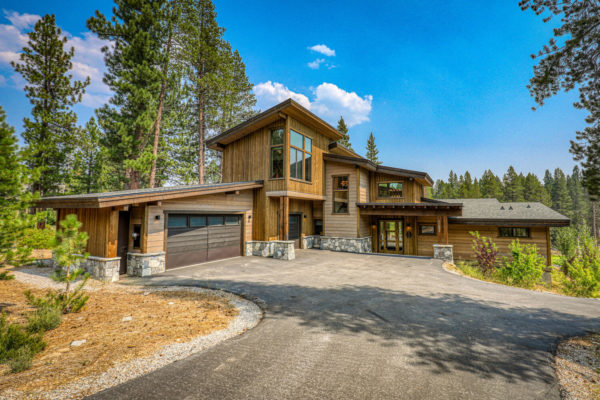 11431 Ghirard Rd Truckee CA-large-001-028-Exterior-1500x1000-72dpi