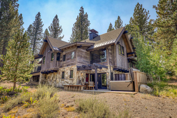 104 Yank Clement Truckee CA-large-003-032-Exterior-1500x1000-72dpi