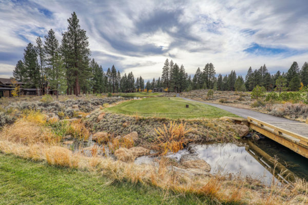 13058 Lookout Loop Truckee CA-large-004-005-Golf Course-1500x1000-72dpi