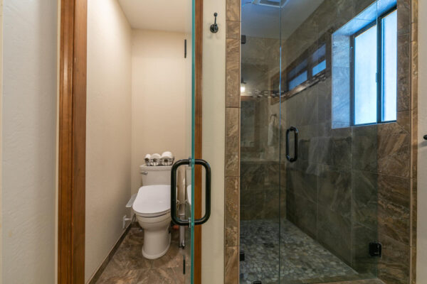 1338 Indian Hills Truckee CA-large-023-023-Bathroom Two-1500x1000-72dpi