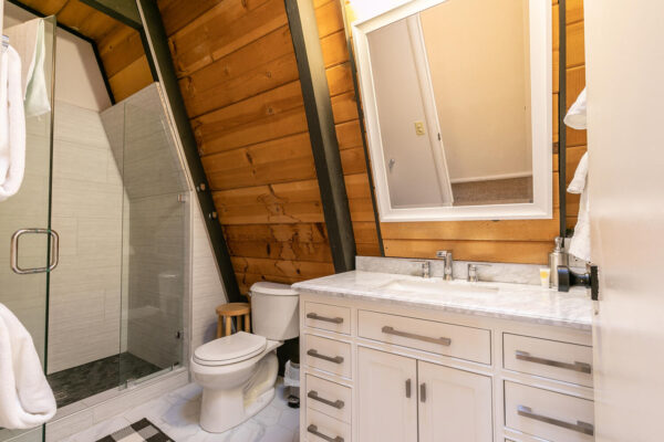 346 Woodview Ct Tahoe City CA-large-014-016-Bathroom Two-1500x1000-72dpi