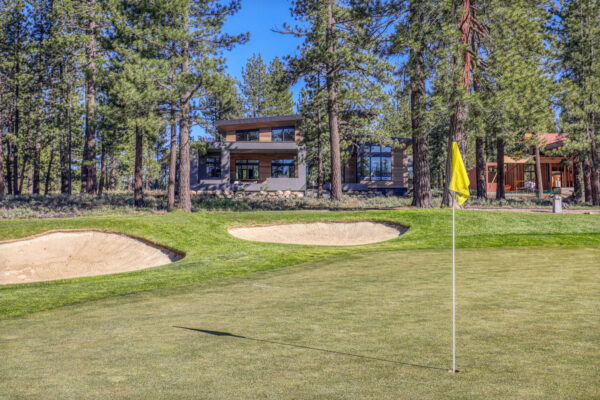11679 Henness Rd Truckee CA-large-008-008-Exterior-1500x1000-72dpi