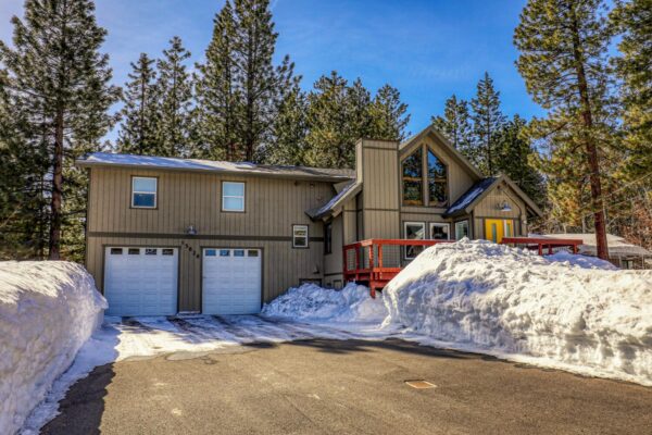 15828 Archery View Truckee CA-large-002-004-Winter Exterior-1500x1000-72dpi