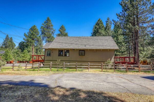 15828 Archery View Truckee CA-large-004-053-Exterior-1500x1000-72dpi