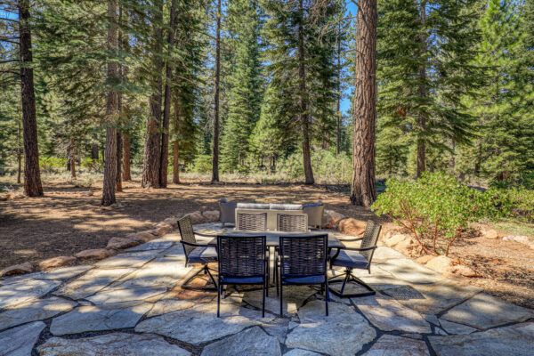 8441 Lahontan Dr Truckee CA 96161 USA-015-016-Exterior-MLS_Size