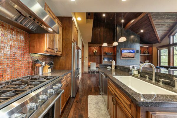 7201 Larkspur Lane, Truckee, CA, 96161-27