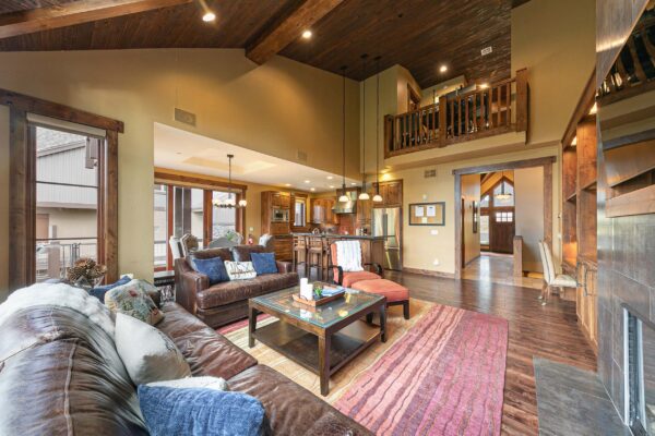 7201 Larkspur Lane, Truckee, CA, 96161-32
